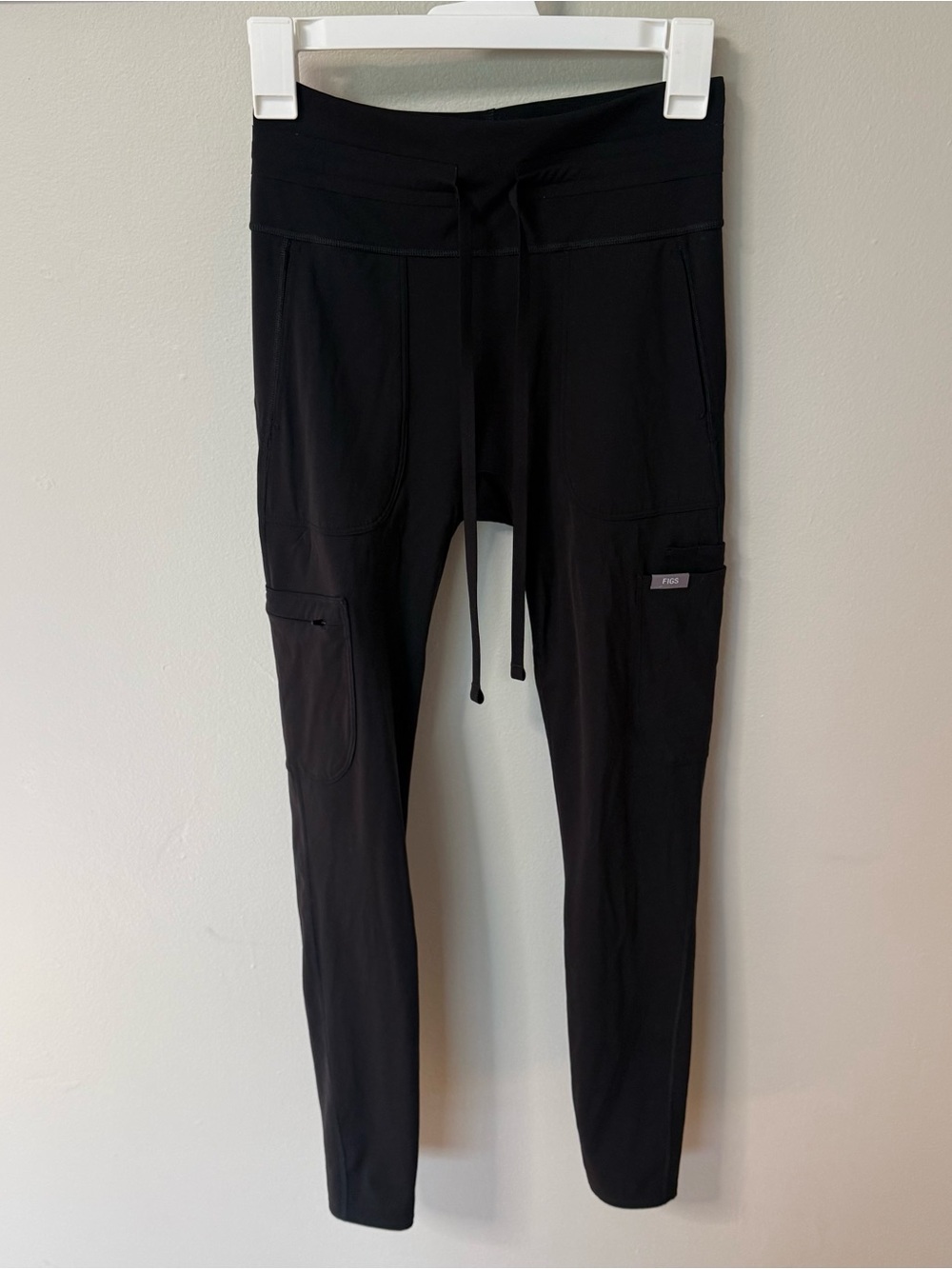 FIGS Women’s Skinny Leg Scrub Pants Black S Seville High-Rise Medical Leggings